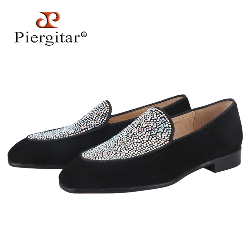 Luxury Lifestyle Brand - Piergitar-男性用の手作りの黒のスエードソールの靴,装飾的なインテリアデザイン,本物のクリスタルとガラスの高級ブランド,滑り止めソール,赤