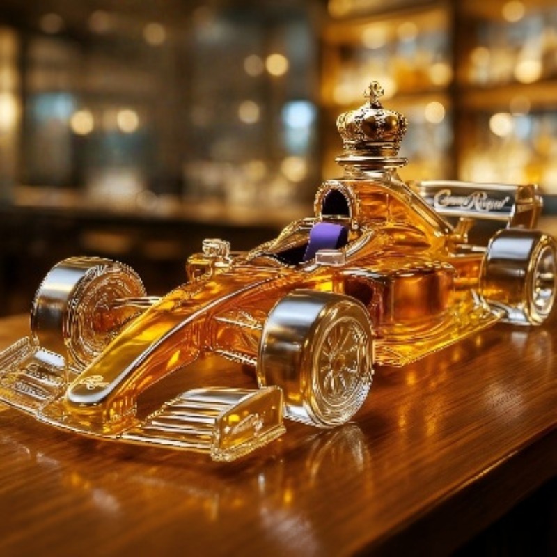Glass Decanter Whiskey - パーソナライズされたクリエイティブなレーシングカー型のウイスキーデキャンタ、王冠付きガラス瓶、ブランデー愛好家に最適