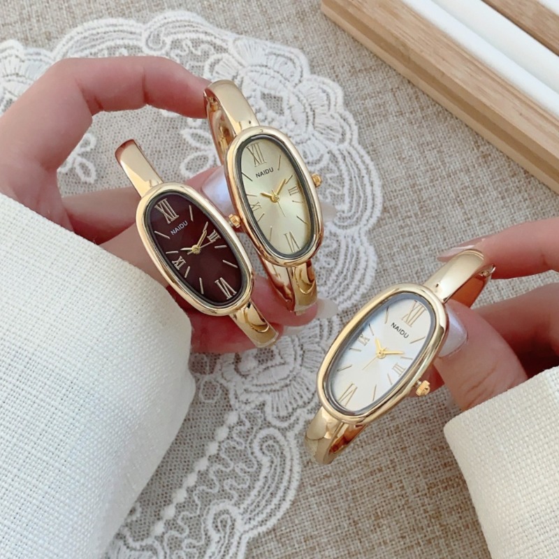 トップブランドの女性オーバルローマダイヤルクォーツ時計シンプ - Luxury Lifestyle Brand のレビューと価格